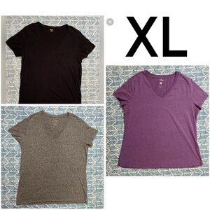 3 V-neck tops XL